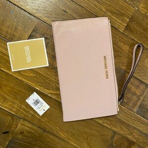 Michael Kors Pink Wristlet